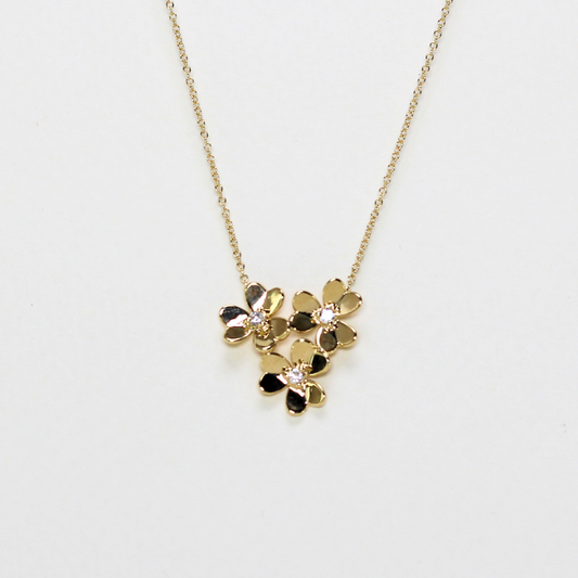 .08cts Petal Flower necklace