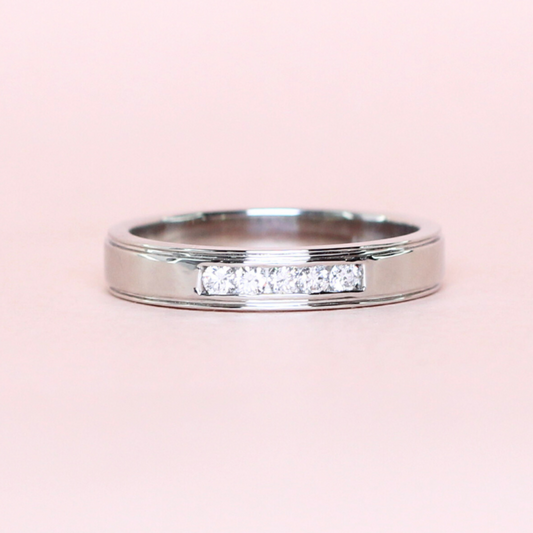 .20cts 5-stone Round cut lab-grown Male ring