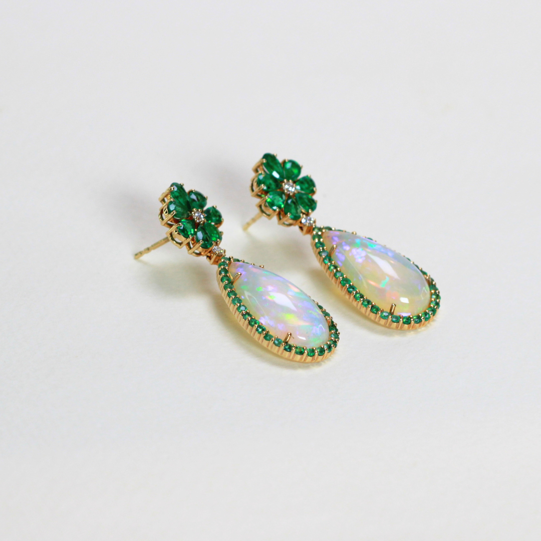 10.17cts Opal dangling