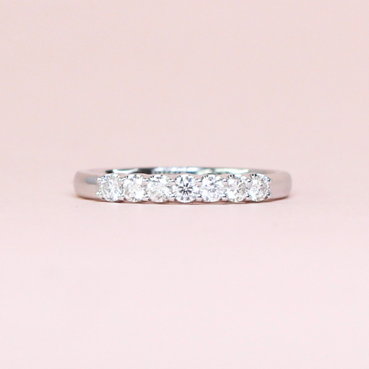 .35cts 7-stone Round cut ring