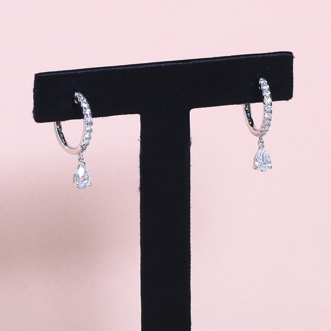 1.08cts Lab-grown Pear Danglers