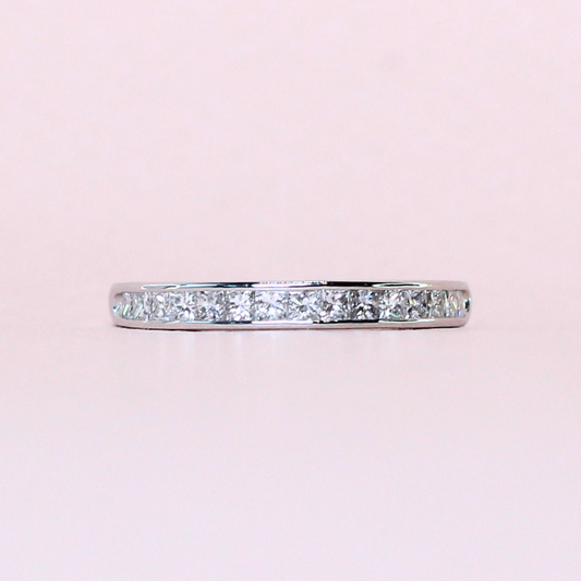 .52cts Princess cut Lab-grown Half Eternity Platinum ring