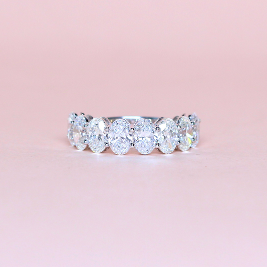 3.96cts 8-stone Oval cut Lab-grown ring