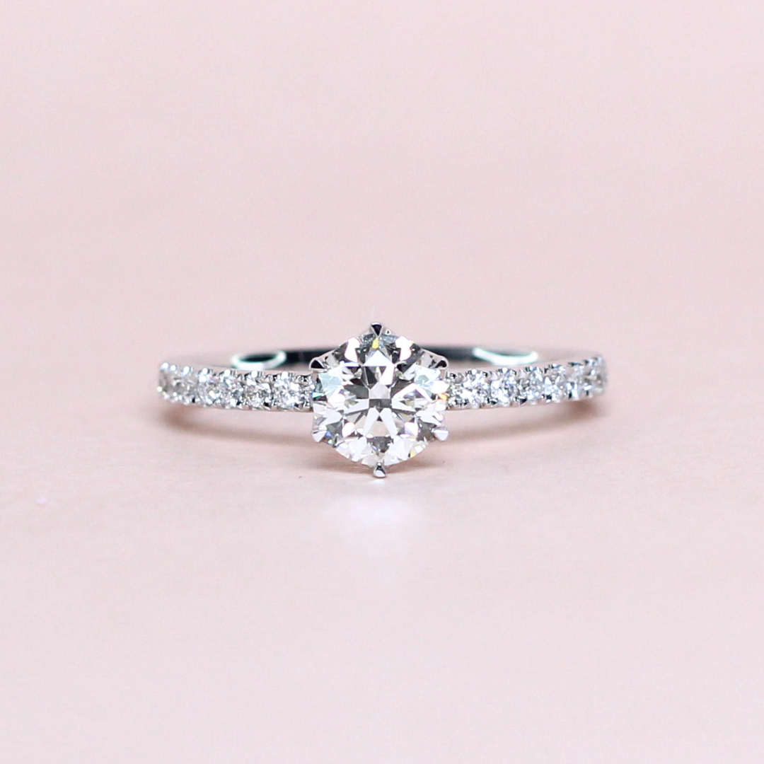 1.20cts Round Cut Pavé ring