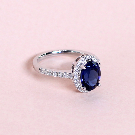 1.50cts Oval cut Blue Sapphire Pavé Lab-grown ring with halo