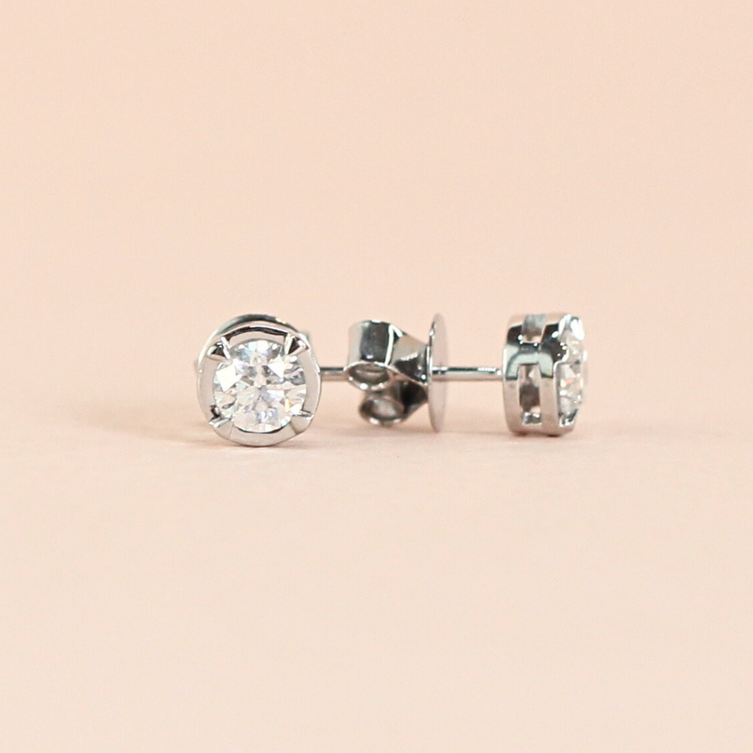 .61cts Round cut Solitaire Stud earrings