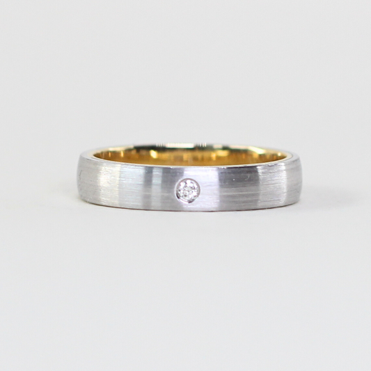 .03cts Two-toned Male ring