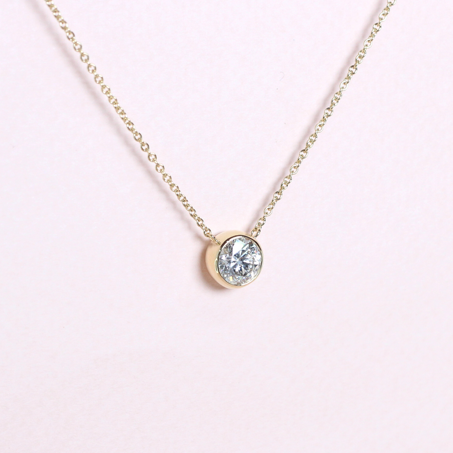 1.55ct Round cut Solitaire necklace
