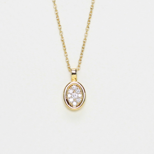 .14ct Oval cut bezeled necklace