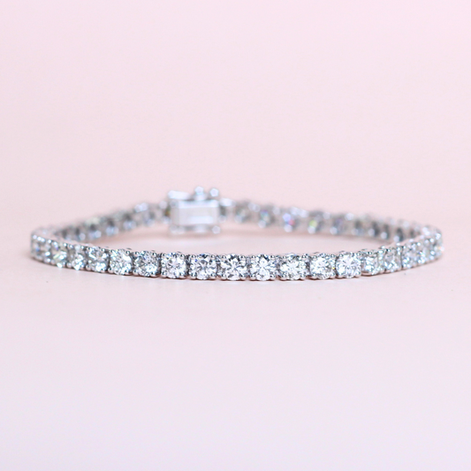 6.47cts Round cut Platinum Tennis bracelet