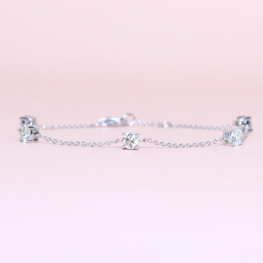 1cts Round cut Station bracelet