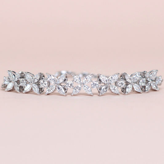 1.52cts Flower bracelet