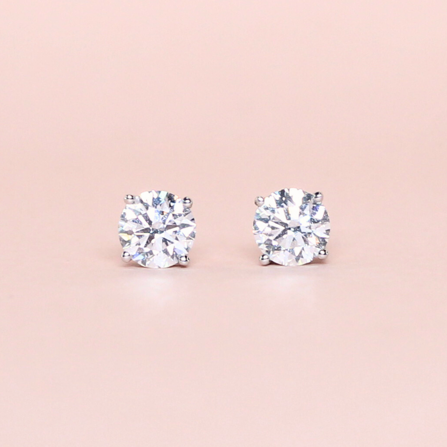 1.04cts Round cut Lab-grown Solitaire Stud earrings