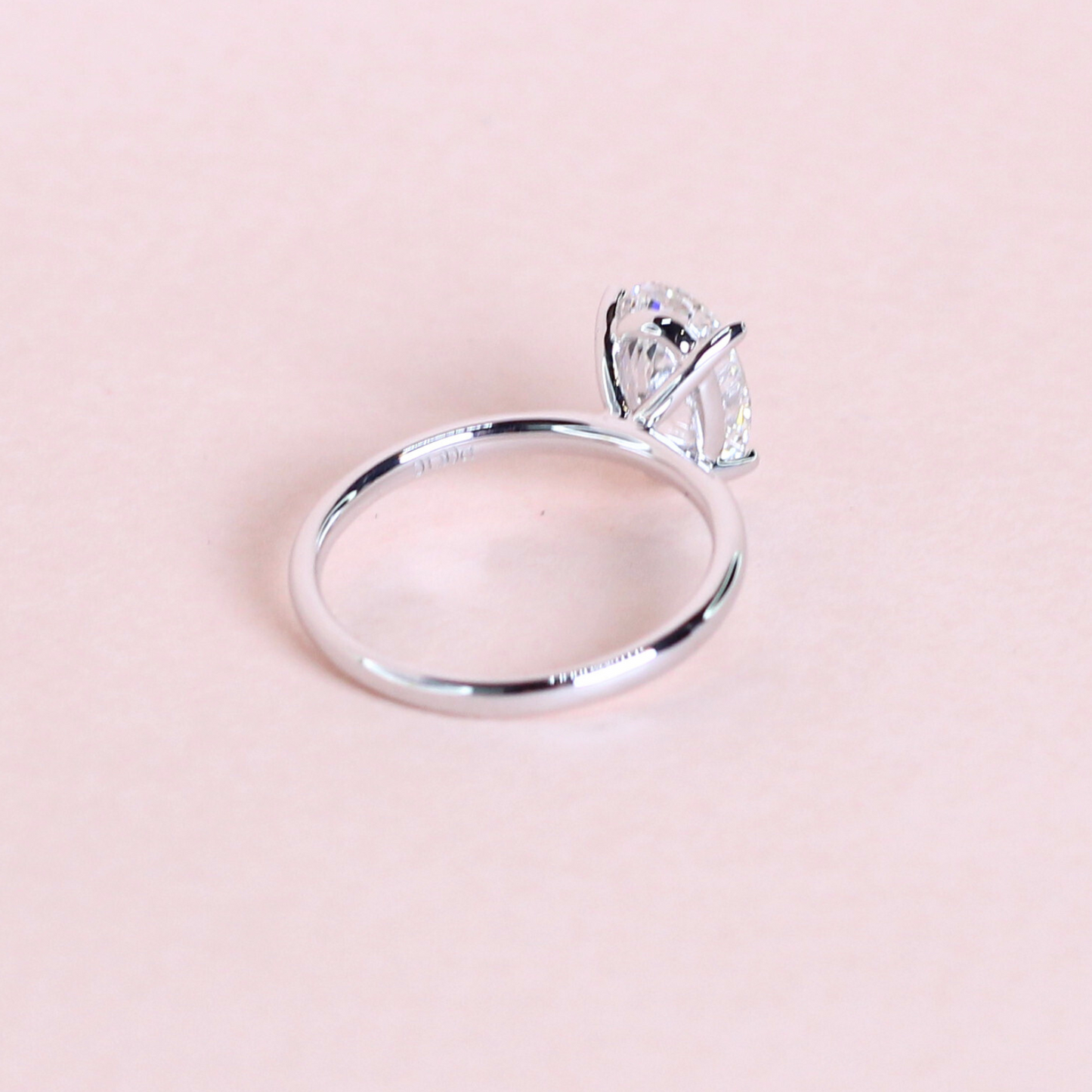 1.90ct Oval cut Solitaire Lab-grown ring
