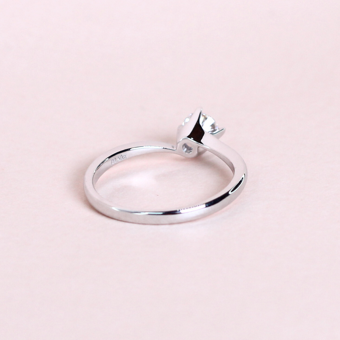 .50ct Round cut Solitaire twisted ring
