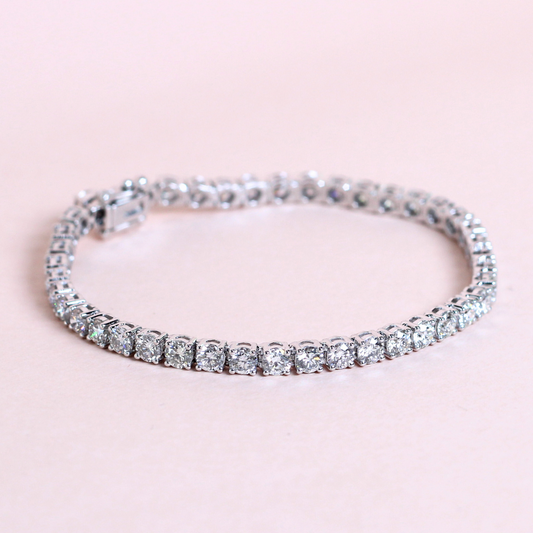 6.47cts Round cut Platinum Tennis bracelet