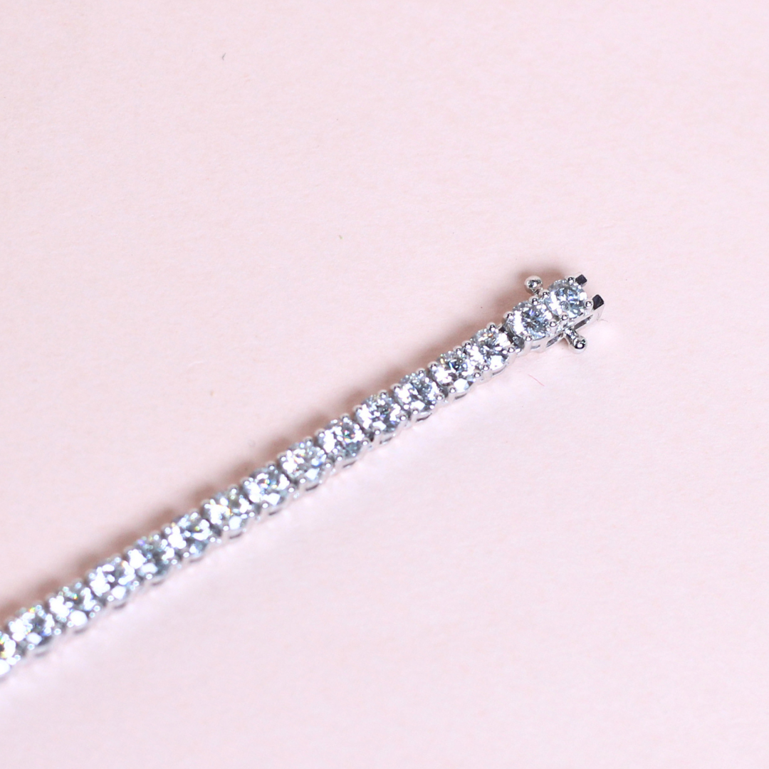 6.47cts Round cut Platinum Tennis bracelet
