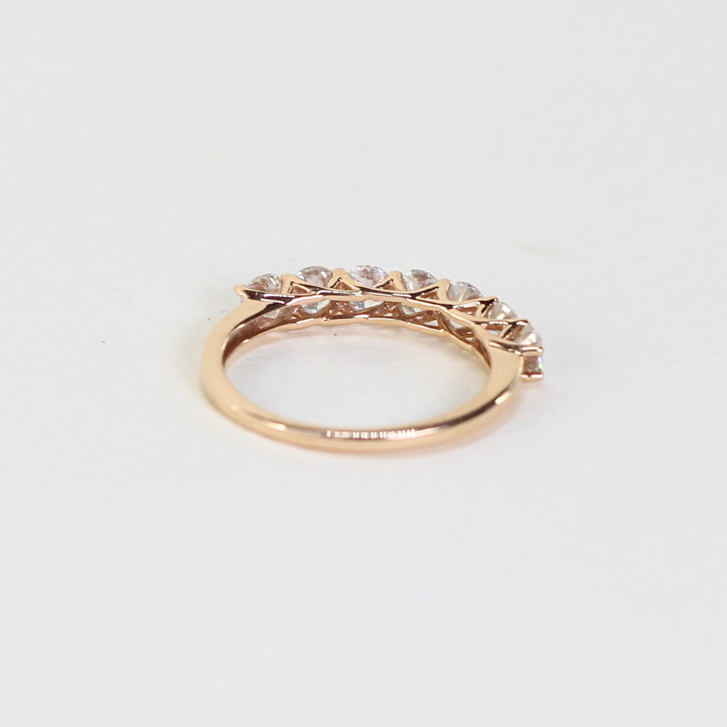 .84cts 7-stone Round cut ring