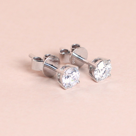 1.04cts Round cut Lab-grown Solitaire Stud earrings