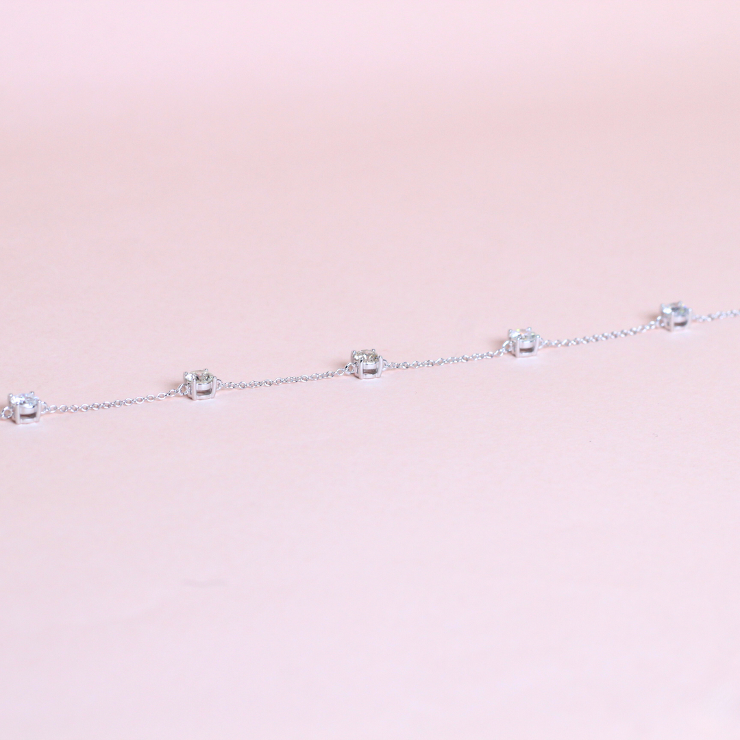 1cts Round cut Station bracelet