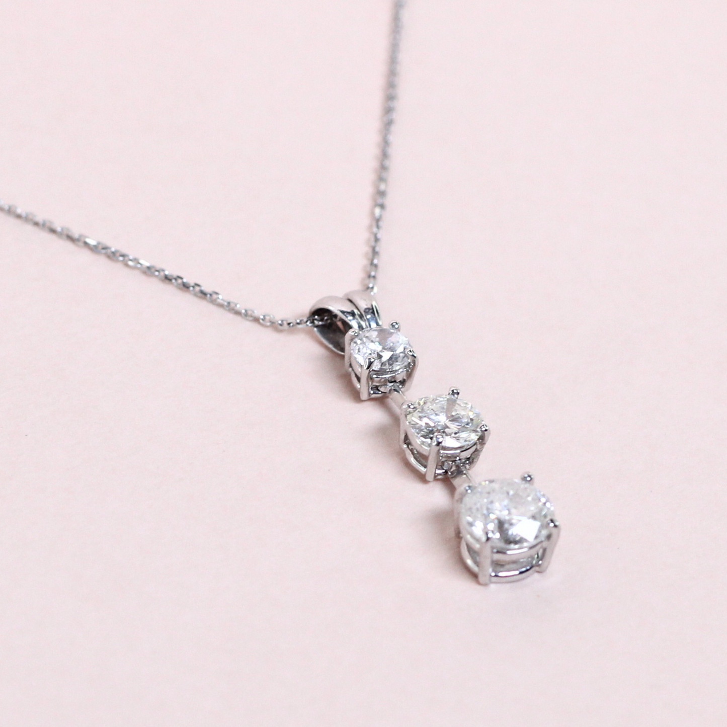 2.03cts Round cut Trilogy necklace