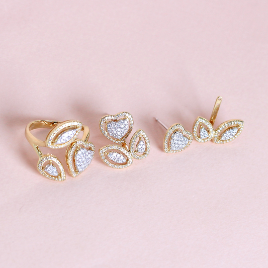 1.30cts Leaf Illusion set with detachable jacket