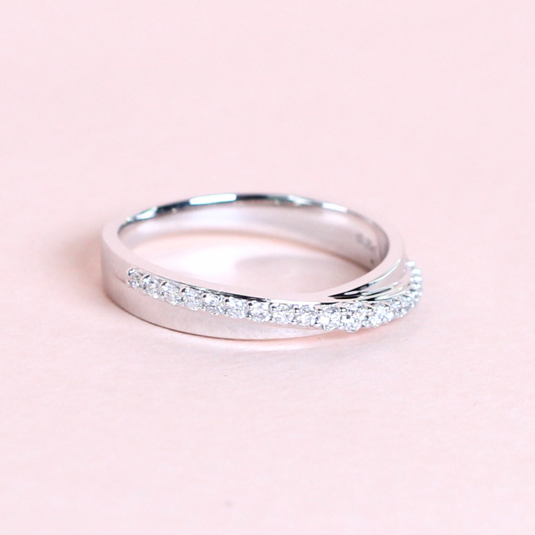 .25cts Round cut Graduating Half Eternity ring