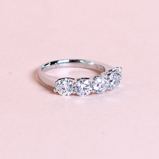 1.50cts 5-stone Round cut Lab-grown ring