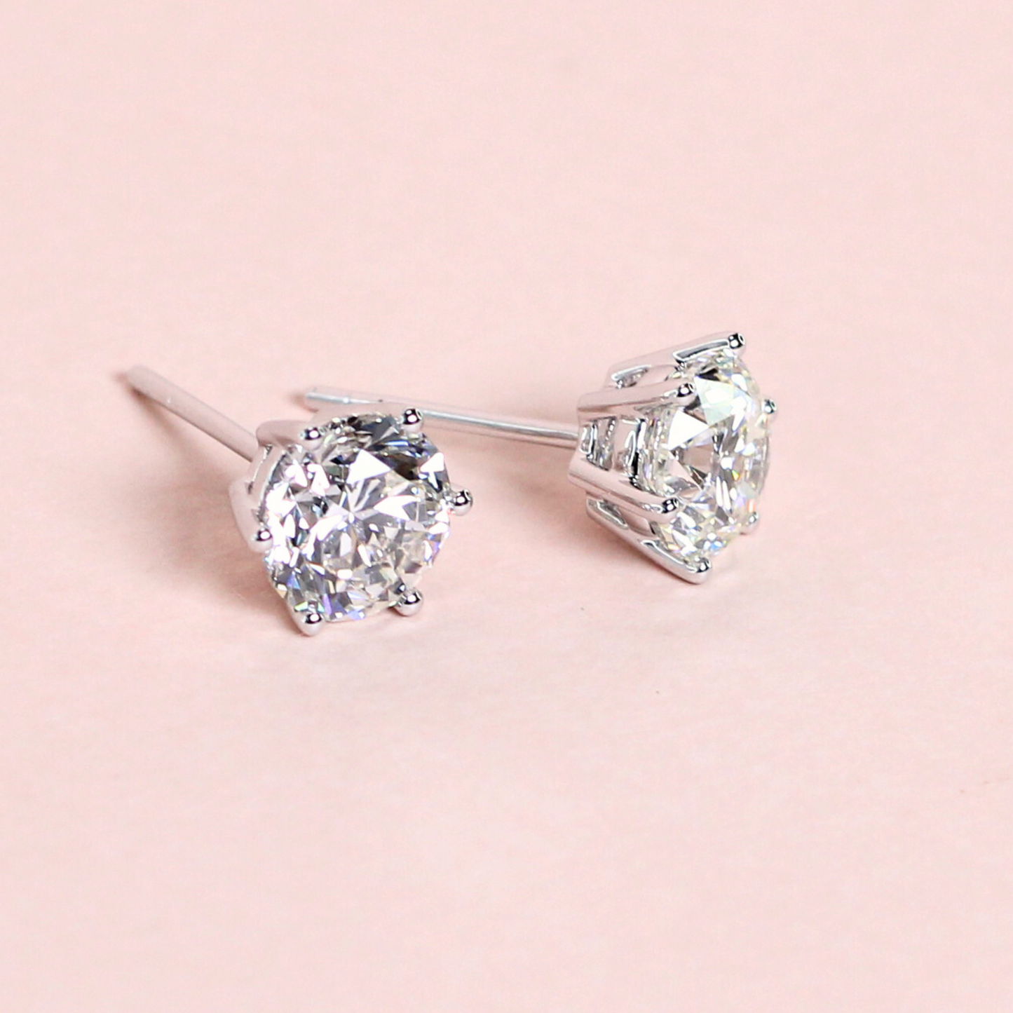 4.01cts Round cut Solitaire Stud earrings