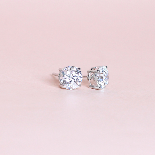 4.09cts Round brilliant cut diamond stud earrings