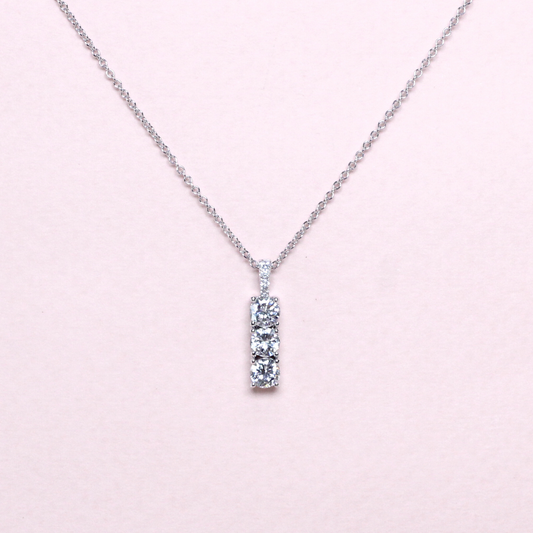 .68cts Round cut Trilogy necklace