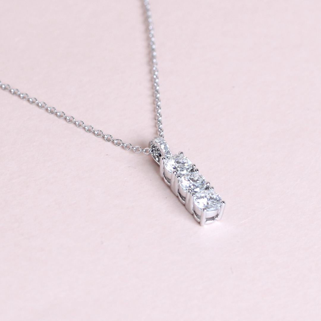 .68cts Round cut Trilogy necklace