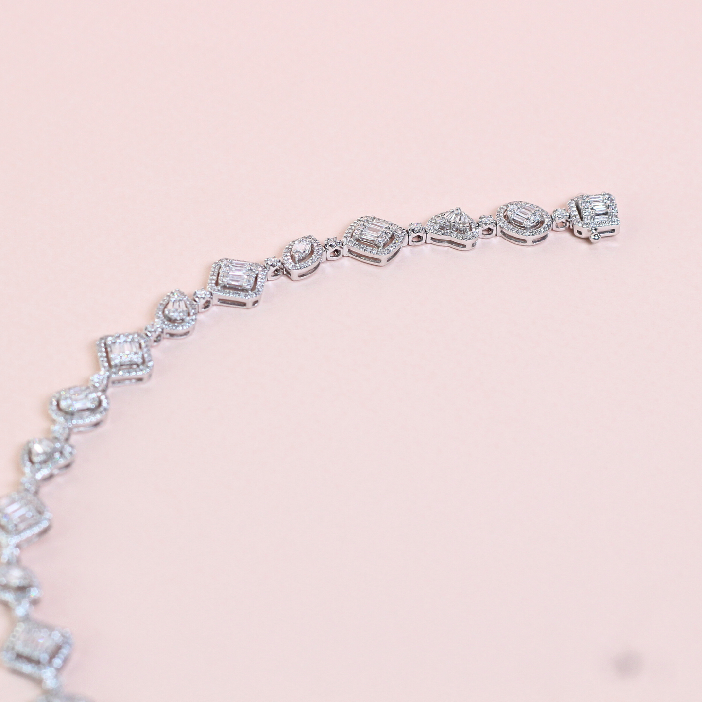 7cts Multi-shape Illusion bracelet