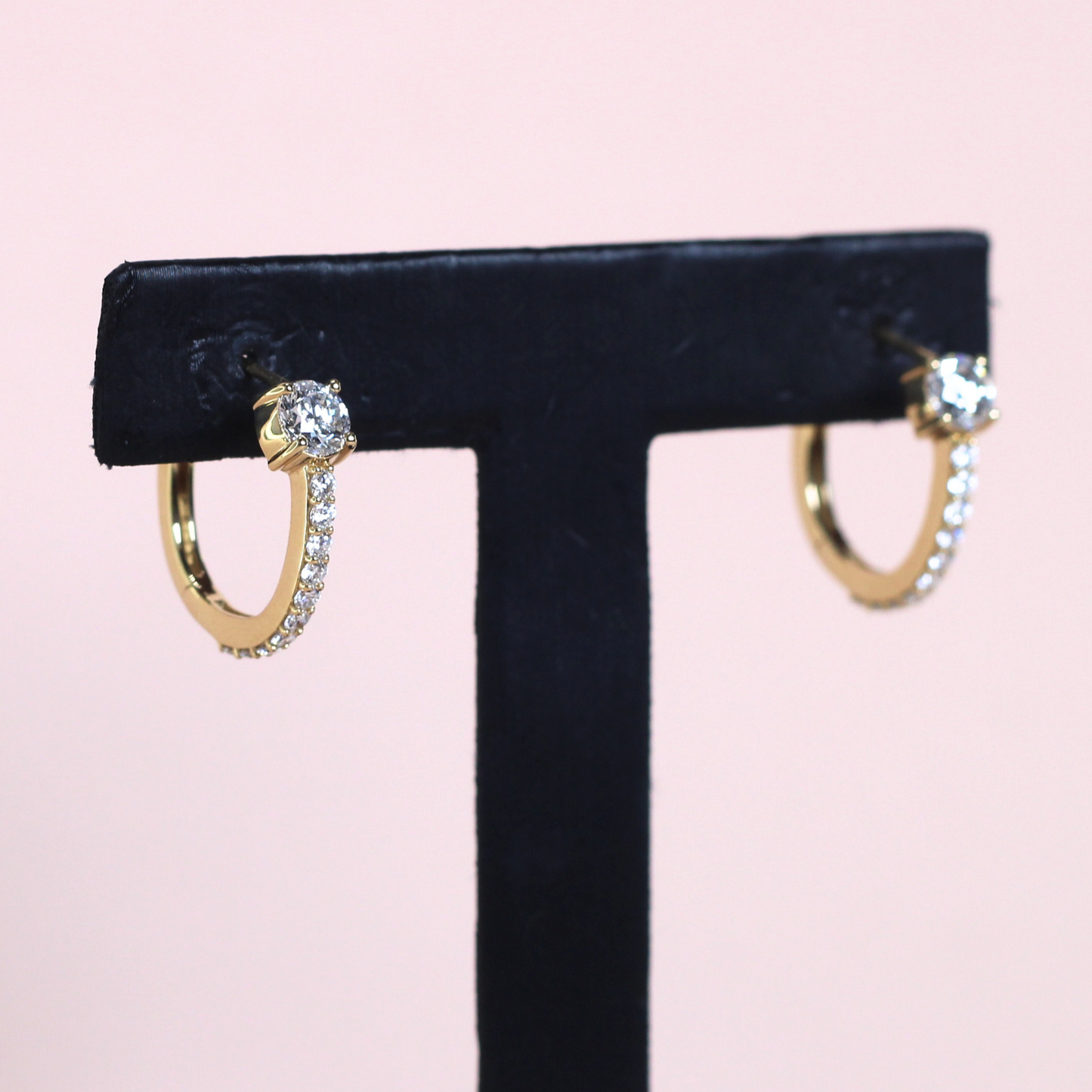 1.57cts Round cut Lab-grown Huggie earrings