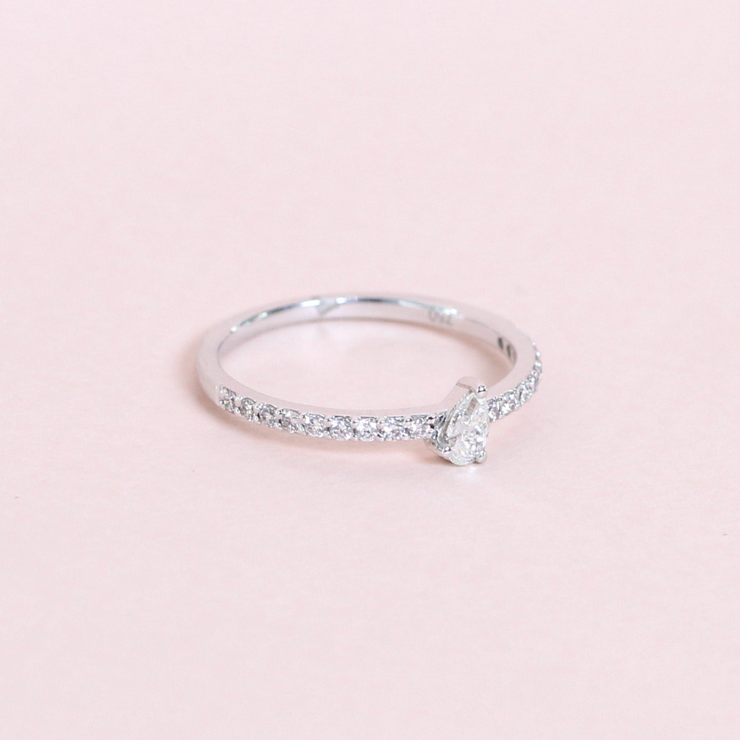 .37cts Pear cut Pavé ring