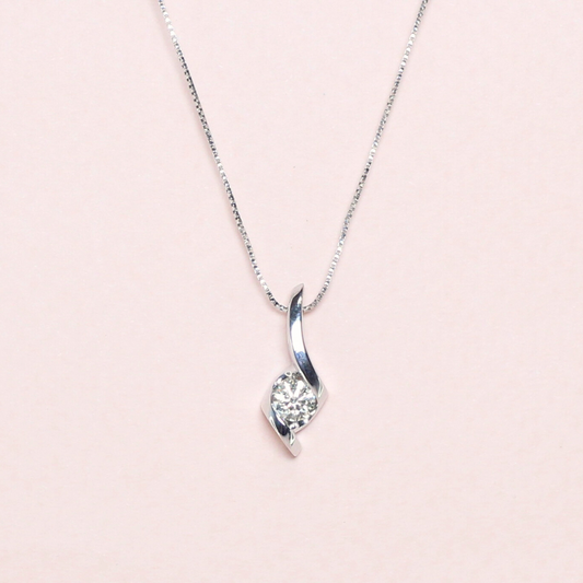 .25ct Round cut Solitaire necklace