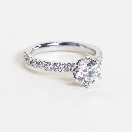 2.37cts  Round cut Pavé ring