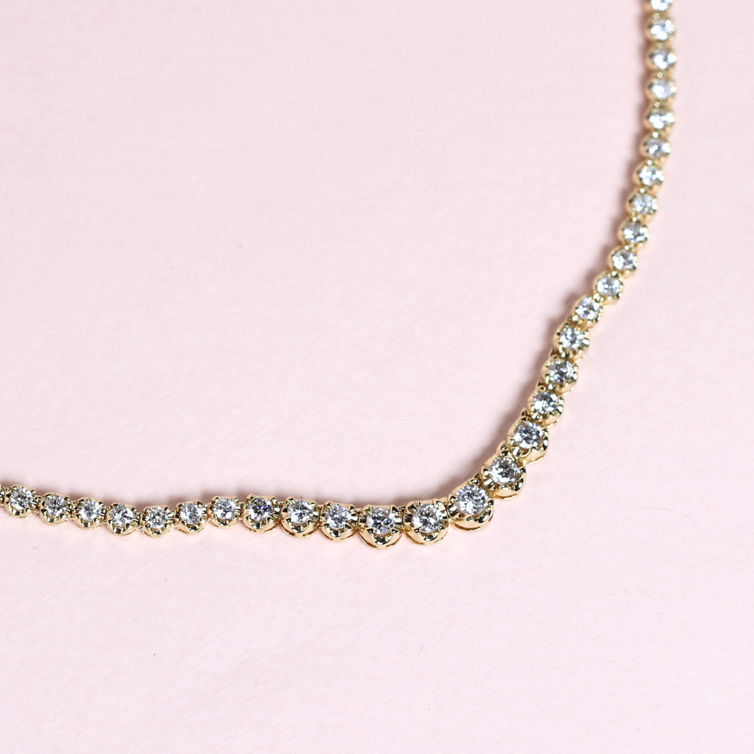 5.01cts Round cut Graduating Tennis necklace