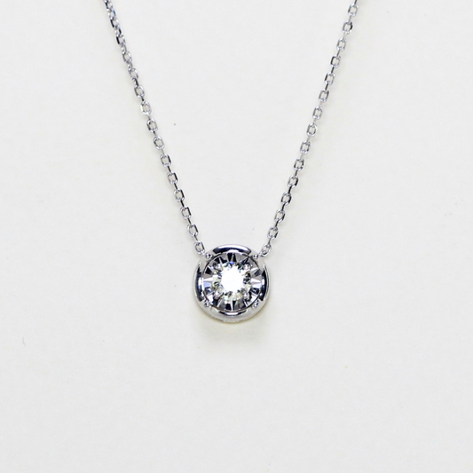 .30ct Solitaire necklace with enlarger