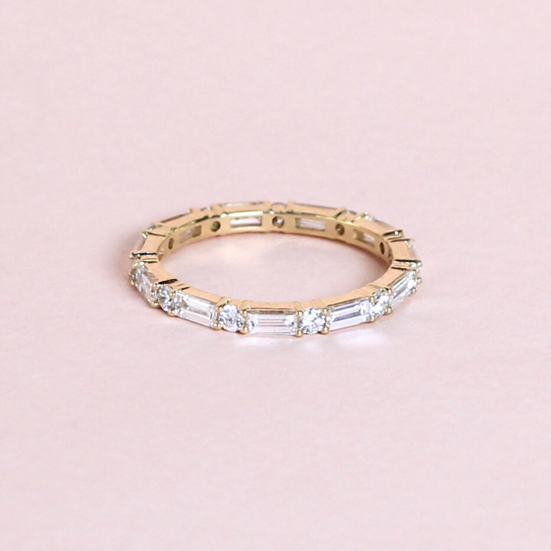 1.45cts Baguette + Round ring