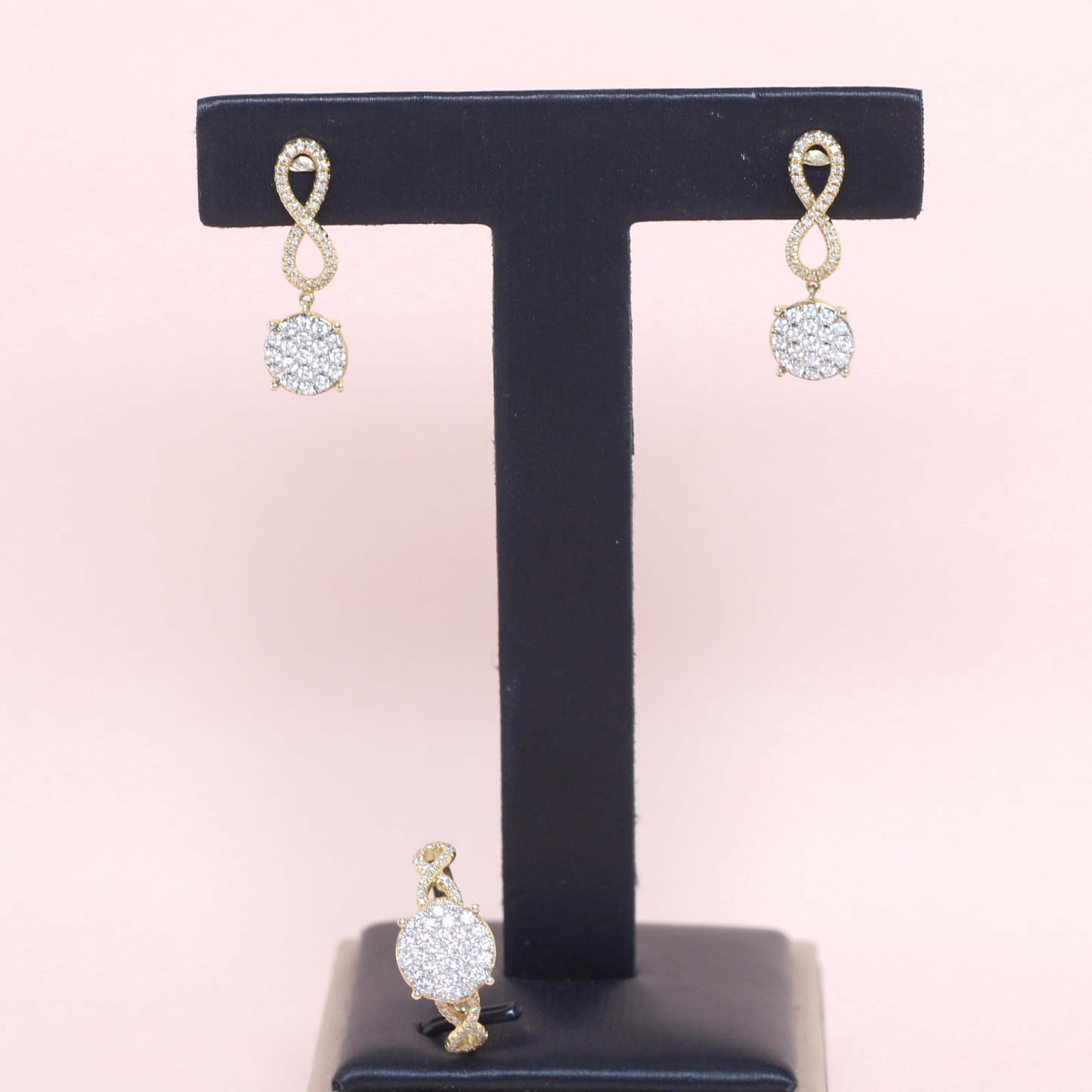 1.50cts Round Infinity Illusion set