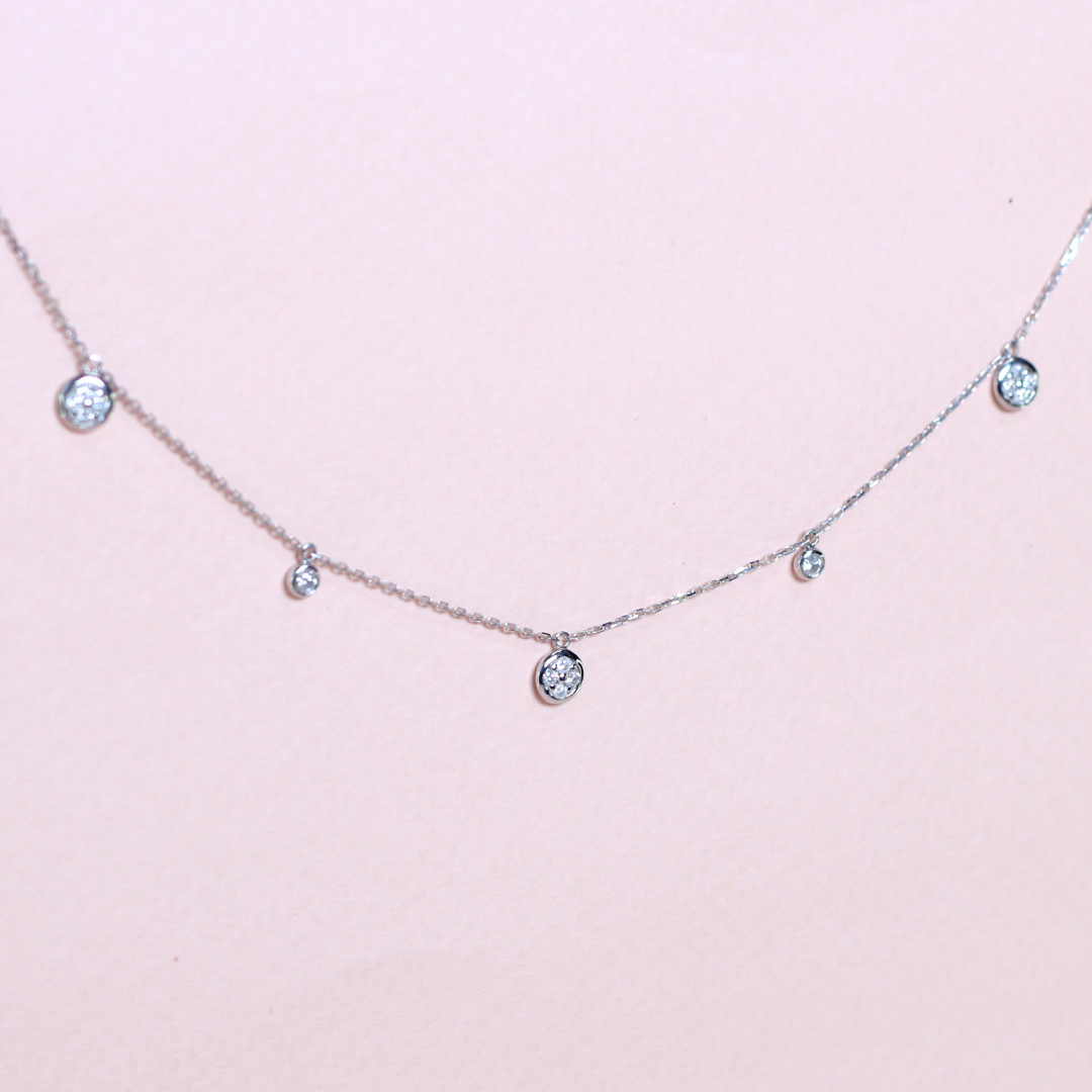 .28cts Round Illusion Station necklace