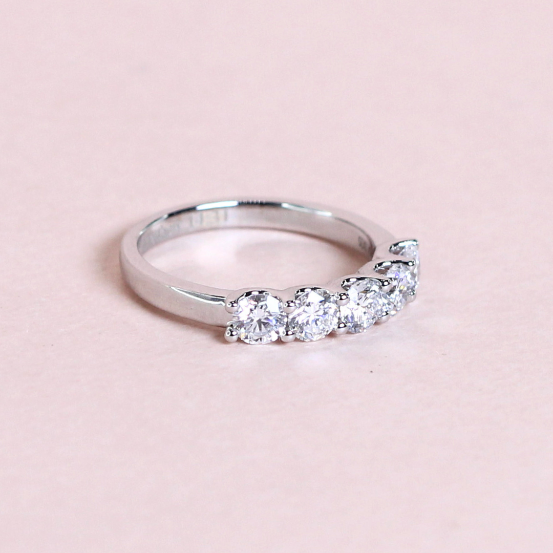 .75cts 5-stone Round cut ring