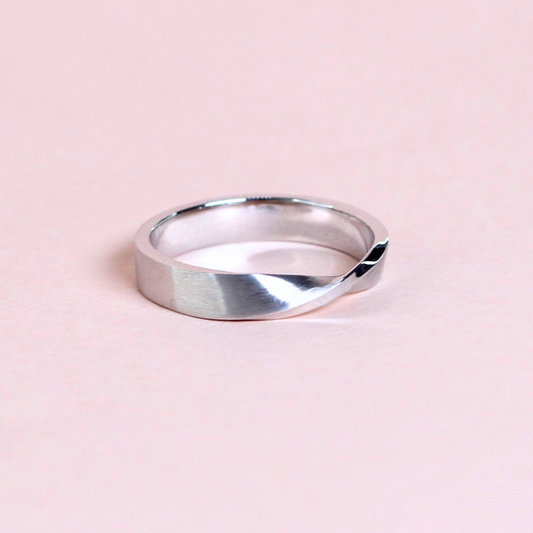 3.5mm Twisted Male ring