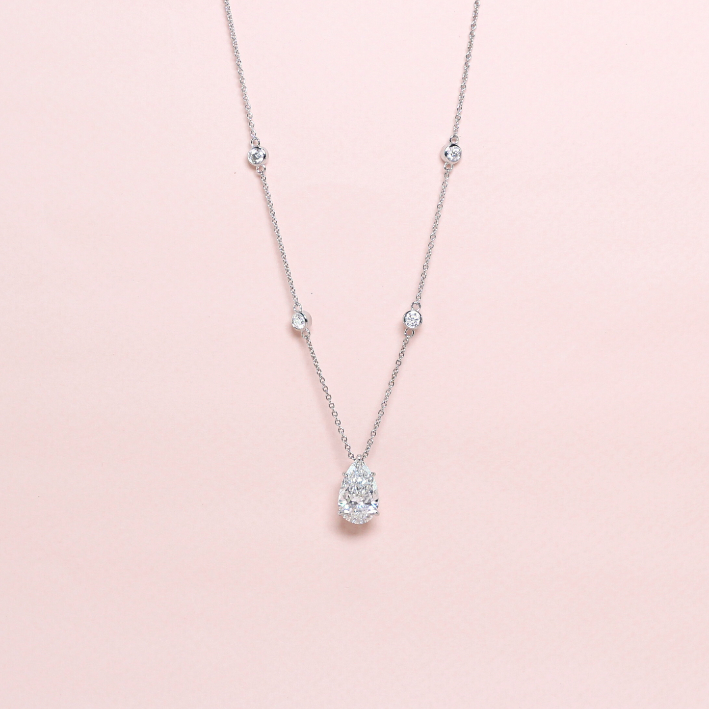 5.1cts Pear and Round cut Lab-grown necklace