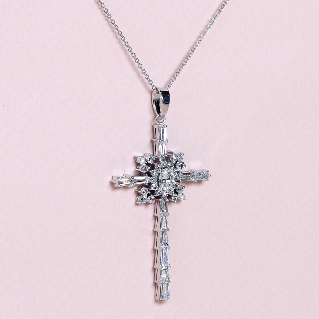 2.10cts Cross necklace