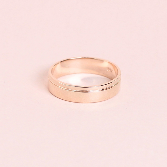 5mm Plain wedding band in standard fit