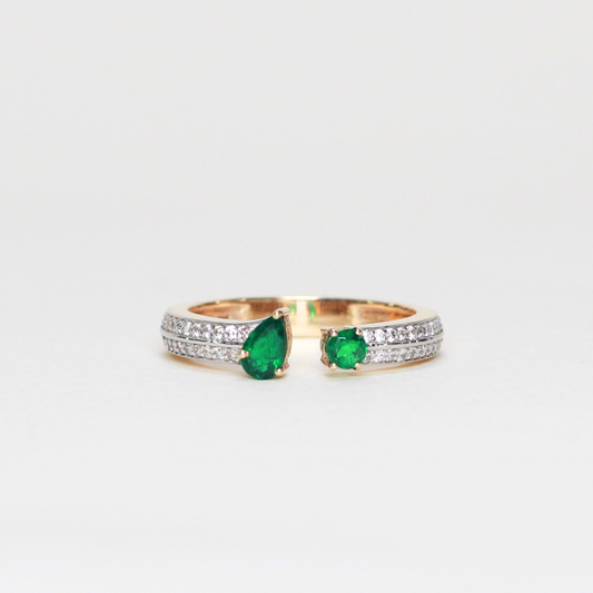 .55cts Emerald open ring