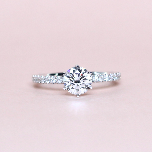 1.28cts Round cut Lab-grown Pavé ring