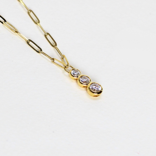 .63cts Graduated 3-stone Necklace